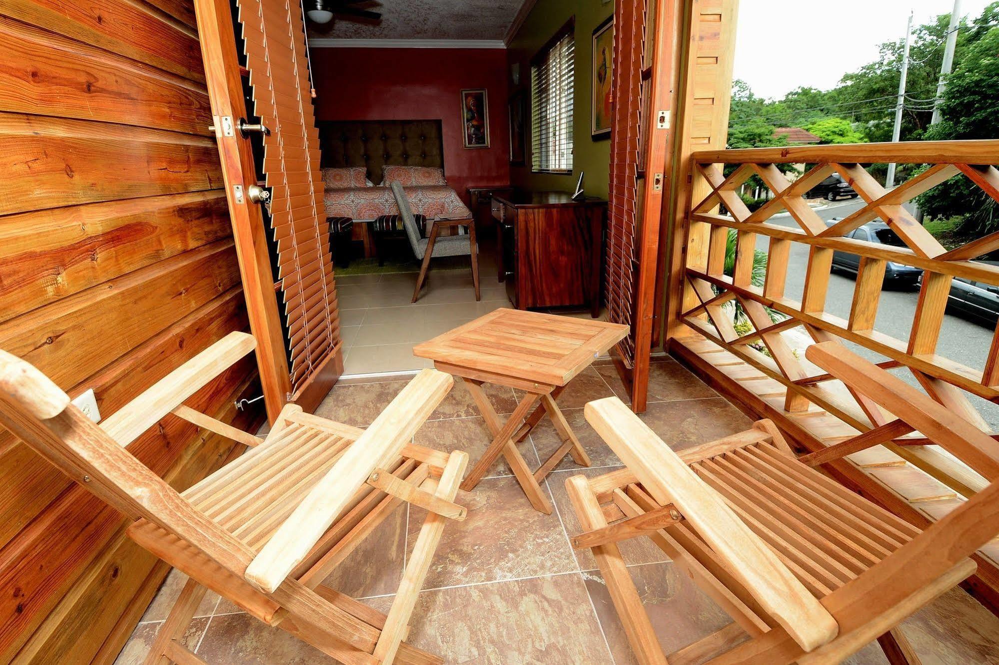 The Cabin At Long Mountain Country Club Kingston Ngoại thất bức ảnh