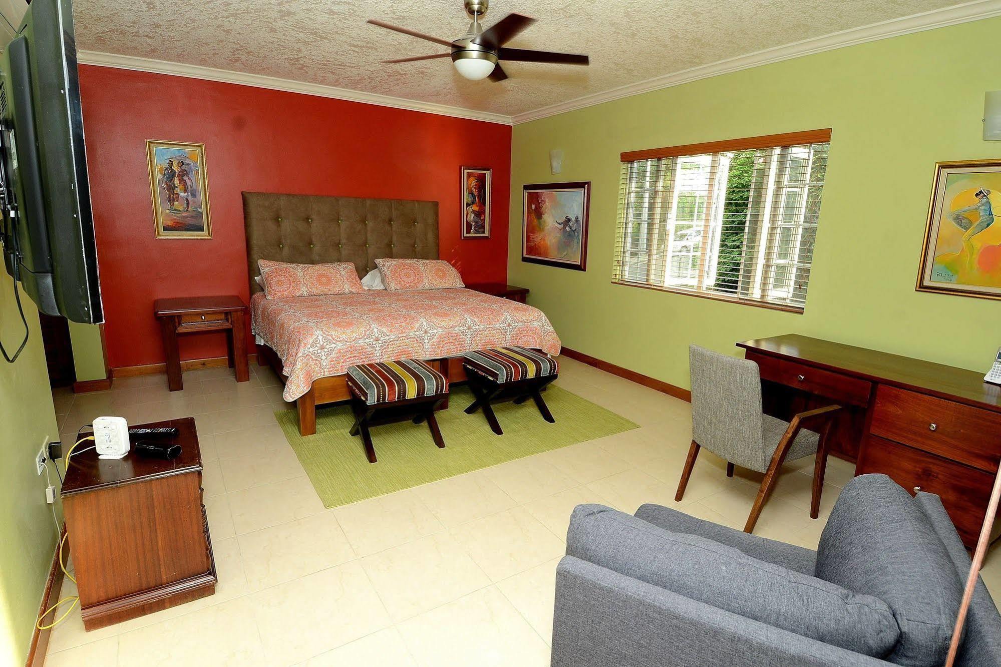 The Cabin At Long Mountain Country Club Kingston Ngoại thất bức ảnh