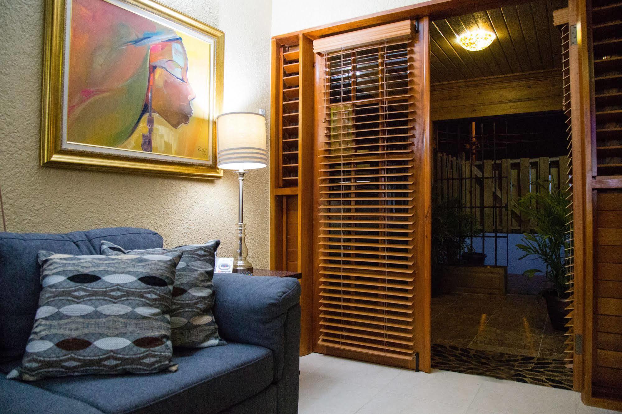 The Cabin At Long Mountain Country Club Kingston Ngoại thất bức ảnh